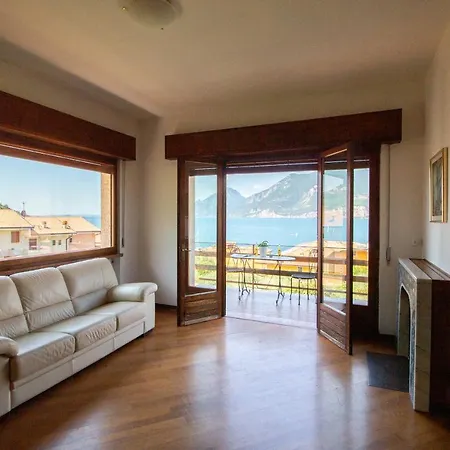 Apartamento Diana - Terrazza Sul Lago Assenza di Brenzone