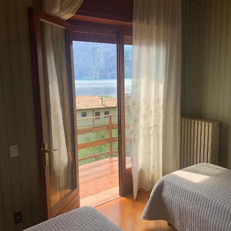 Diana - Terrazza Sul Lago Apartment
